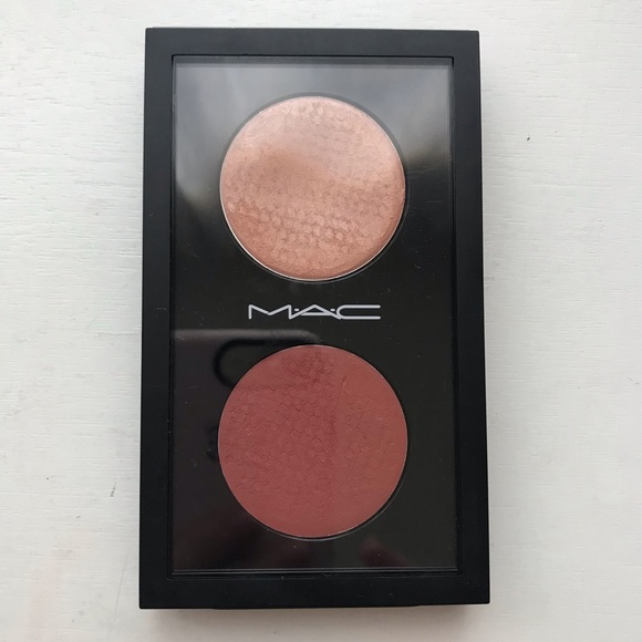 MAC Cosmetics Other - MAC Vintage Rose & Hush Highlight with compact